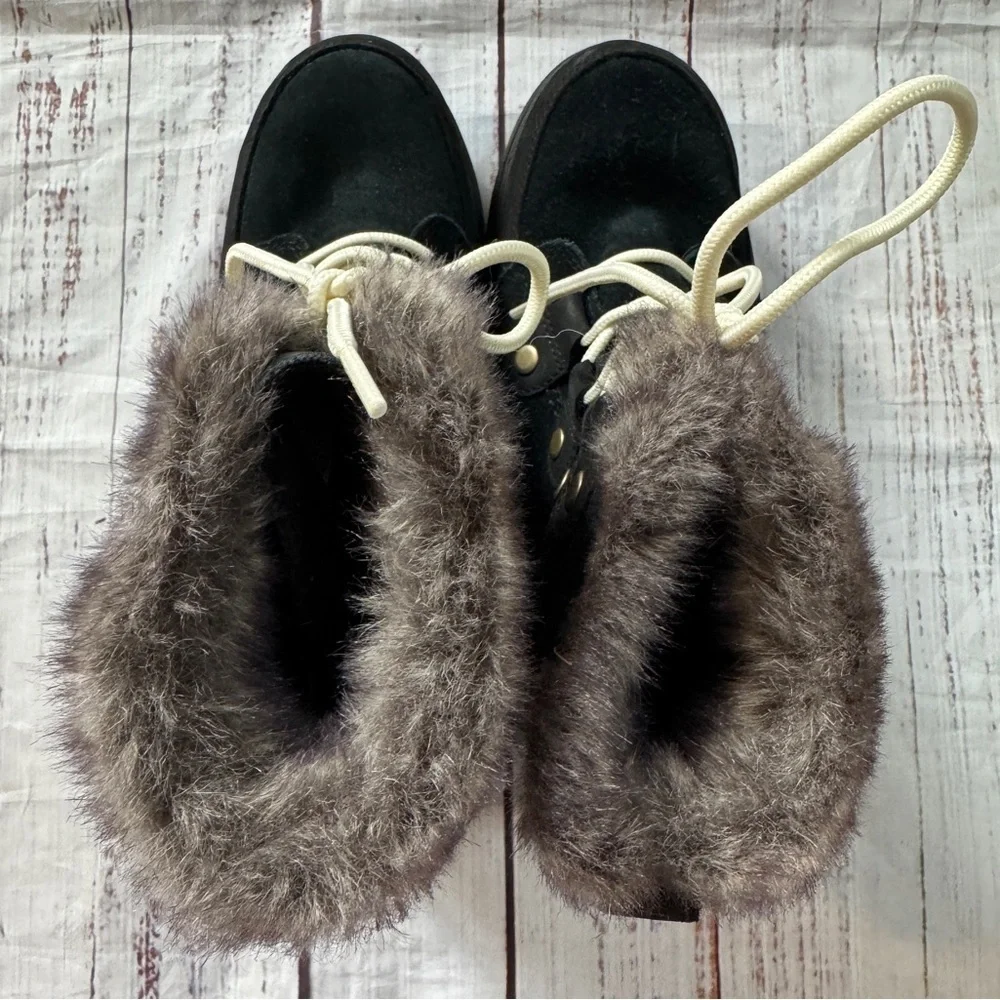 Sorel Black Suede Winter Boots Faux Fur Trim Lace Up Size 7.5